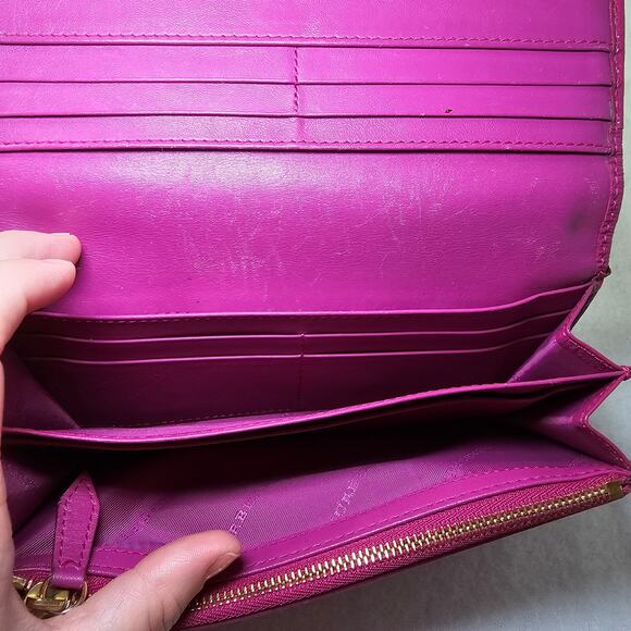 Burberry Patent Leather Heritage Grain Penrose Continental Wallet Pink - Picture 11 of 16